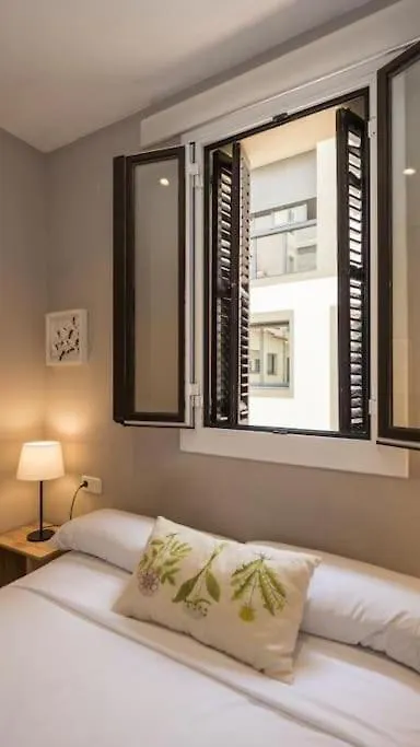 Bebarceloner Gracia Apartments- 1 Bedroom