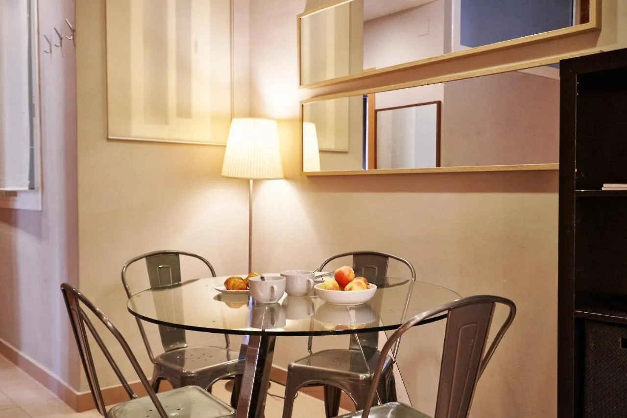 Apartment Bebarceloner Gracia Apartments- 1 Bedroom