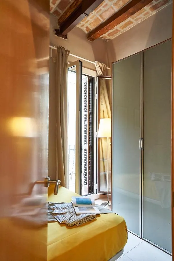 Bebarceloner Gracia Apartments- 1 Bedroom 0*, Barcelona Spain
